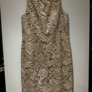 Elegant Lace Sleeveless Dress - Beige